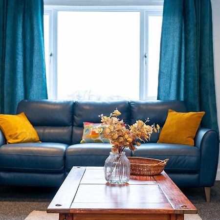 Lovely 3-Bedroom Flat With Free Parking Бридж-оф-Аллан Екстер'єр фото